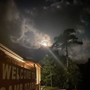 Meet your Posher, Hunter